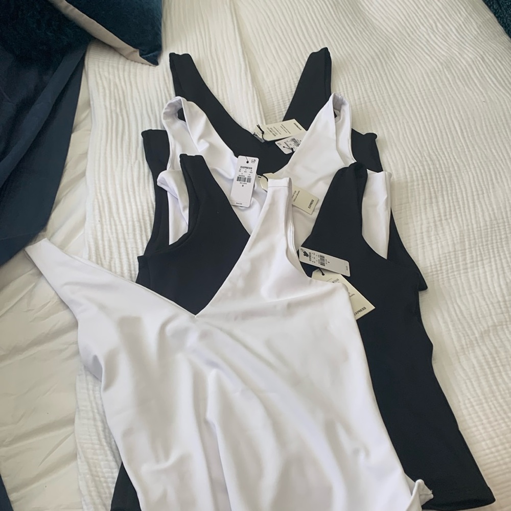 Bundle of 4 new with tags v neck tank tops